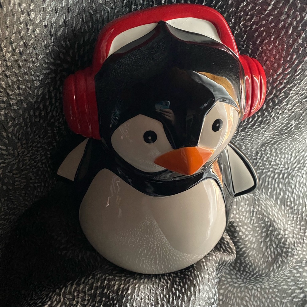 Penguin Cookie Jar with Red Headphones/Earmuffs - Picture 3 of 5
